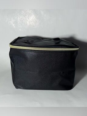 Sassy + Chic Large Black Makeup Bag Travel Toiletry Organizer Case NWT 8x6x5 in